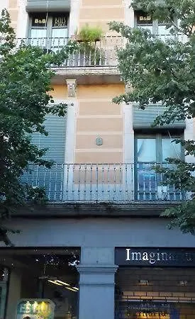 Bells Oficis Nocleg ze śniadaniem 2*