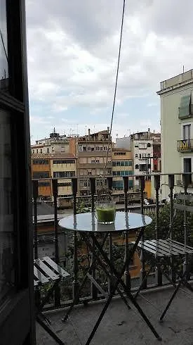 Bells Oficis فندق مبيت وإفطار خيرونا